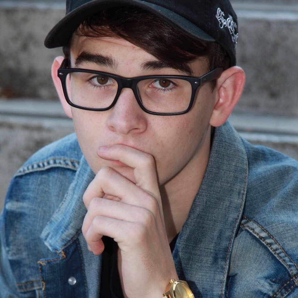 Meet your Posher, Jake